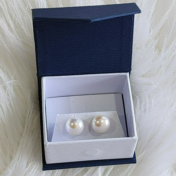925‎ Sterling Silver 11mm Button White Cultured Freshwater Pearl Stud Earrings - Picture 3 of 12